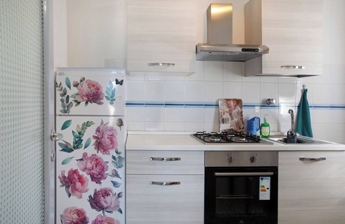 Poggiridenti Apartment | Apartment 'Dilman' with Mountain View, Private Terrace and Wi-Fi