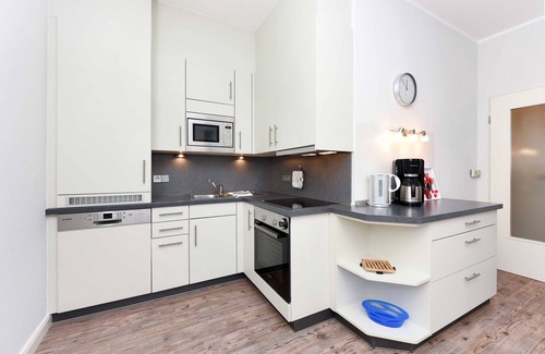 Neuharlingersiel Apartment | Apartment "down the middle" - "Haus Addenhausen"