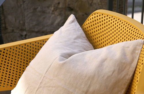 Marktbreit Apartment | Apartment "EINS" in the former inn "Zur Höll" in the romantic Marktbreit