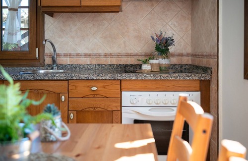 Soto de Cangas Apartment | Apartment 'El Portiellu 1' with Private Terrace and Wi-Fi