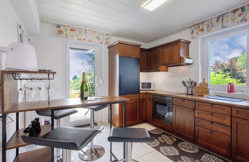 Goerwihl Apartment | Apartment 'Familie Quednow - Im Algi' with Mountain View, Private Terrace and Wi-Fi