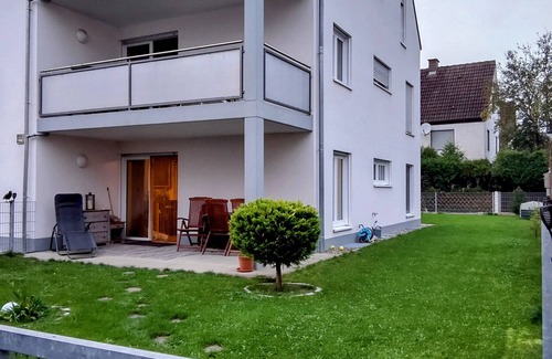 Ichenhausen Apartment | Apartment 'Ferienwohnung Happy' with Private Terrace, Private Garden and Wi-Fi