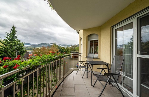 Lautenbach Apartment | Apartment 'Ferienwohnung 2 Eg Links with Balcony and Wi-Fi