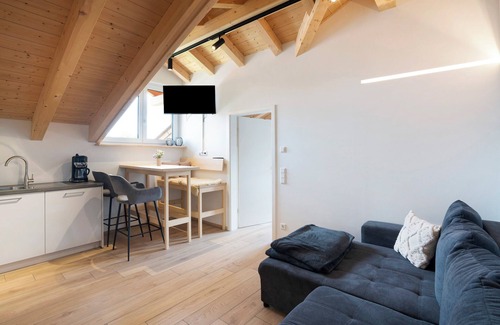 Bad Toelz Apartment | Apartment 'Ferienwohnung Wendelsteinblick' with Mountain View, Balcony and Wi-Fi