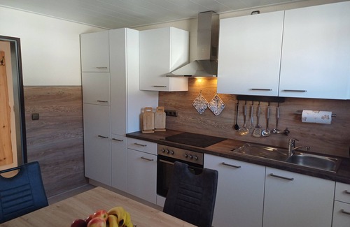 Altenau Apartment | Apartment 'Ferienwohnung Nr 5' with Mountain View, Shared Terrace and Wi-Fi