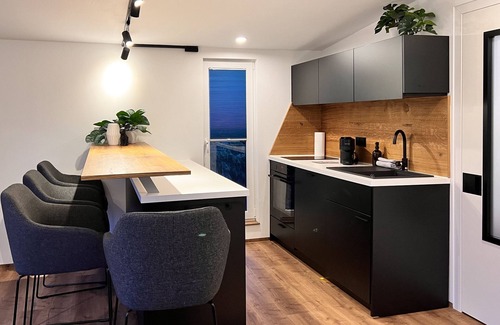 Bad Lausick Apartment | Apartment 'Fewo Im Taubenhaus' with Private Terrace, Wi-Fi and Air Conditioning