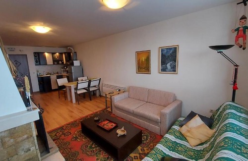 Shiligarnika Apartment | Apartment Francis