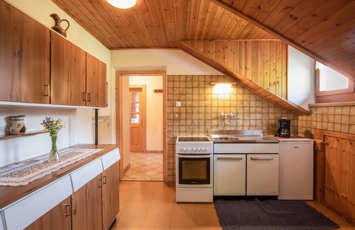 Trodena Apartment | Apartment "Gabrielli Sophie" with Mountain View, Wi-Fi, Terrace & Garden