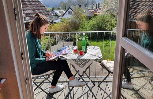 Gudensberg Apartment | Apartment 'Gudde Stube' with Shared Terrace, Shared Garden and Wi-Fi