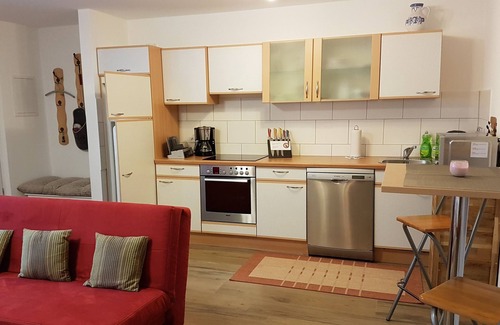 Freiimfelde - Kanenaer Weg Apartment | Apartment Halle Saale - beautiful modern furnished 1R-apartment for 1-3 pers.