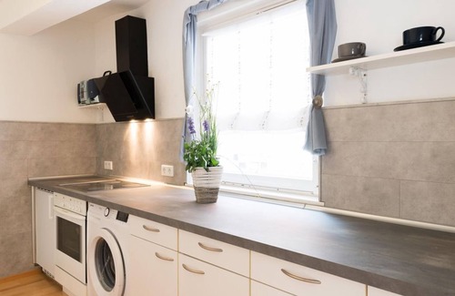 Heinrichstadt Apartment | Apartment Harzstraße - Holiday apartment and apartment Harzstraße