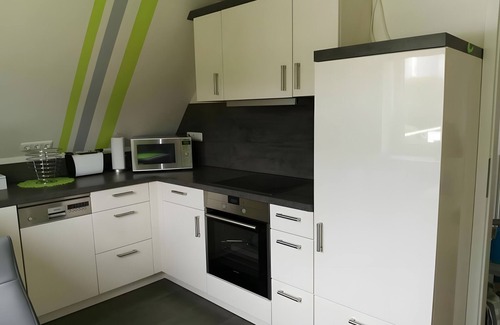 Ponitz Apartment | Apartment 'Heimat' with Private Terrace, Shared Garden and Wi-Fi