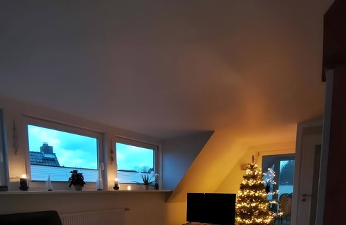 Ponitz Apartment | Apartment 'Heimat' with Private Terrace, Shared Garden and Wi-Fi