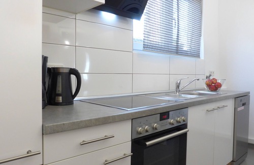 Burbach Apartment | Apartment House * modern and tasteful, in the heart of Saarbrücken