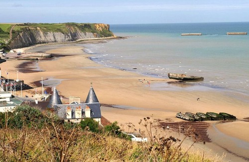 Creully Apartment | Apartment in the Heart of Normandy. nClose to the D-Day Beaches!