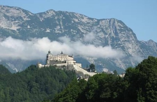 Pfarrwerfen Apartment | Apartment in a private house at the foot of the Tennengebirge