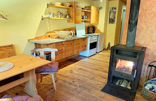 Moselle Apartment | Apartment in Alsace with Nature Retreat