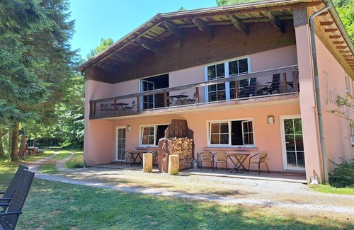 Moselle Apartment | Apartment in Alsace with Nature Retreat