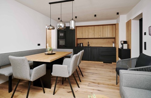 Berwang Apartment | Apartment in Berwang with Ski-In/Ski-Out