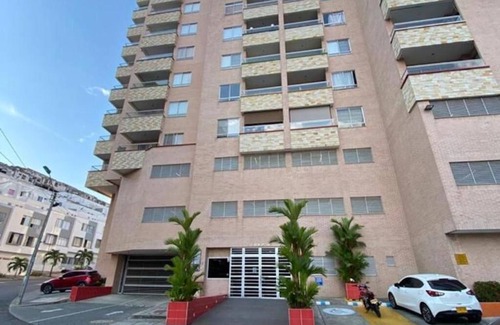 Cali Apartment | Apartment in front of chipichpae shopping center