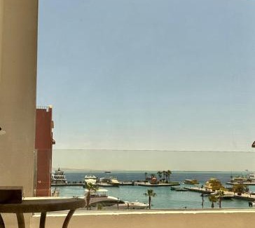 Sheraton Road -Sakkala Apartment | Apartment in front of the marina with an amazing view