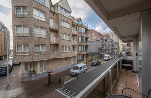 Heist Apartment | Apartment in Heist near the Beach