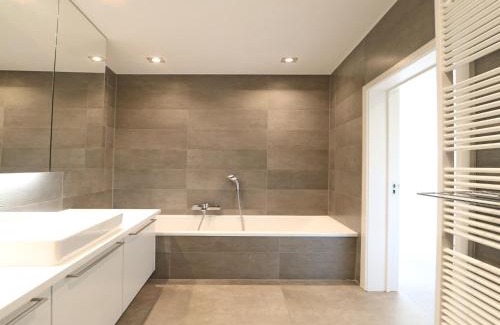 Het Zoute Apartment | Apartment in Het Zoute with Sea Views