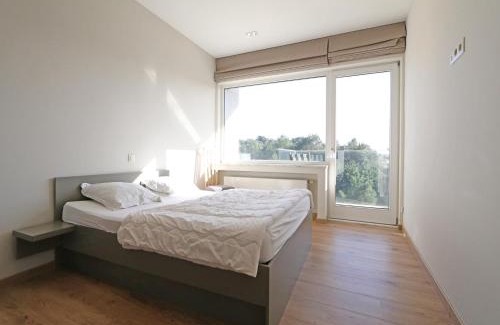 Het Zoute Apartment | Apartment in Het Zoute with Sea Views