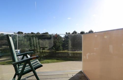 Het Zoute Apartment | Apartment in Het Zoute with Sea Views