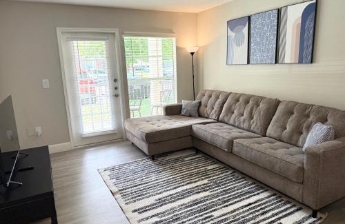 Astrodome Apartment | Apartment in Houston near NRG with Free Parking