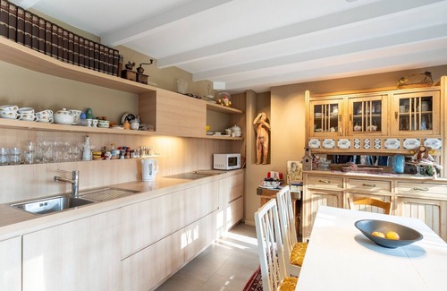 Bazel Other | Apartment in Kruibeke Wissekerke Castle