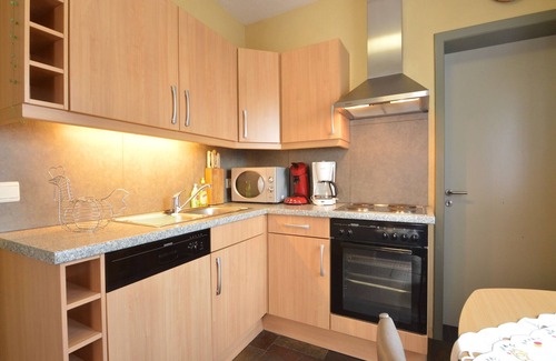 Buetgenbach House | Apartment in Liege with Sauna & Hot Tub