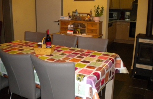 Buetgenbach House | Apartment in Liege with Sauna & Hot Tub