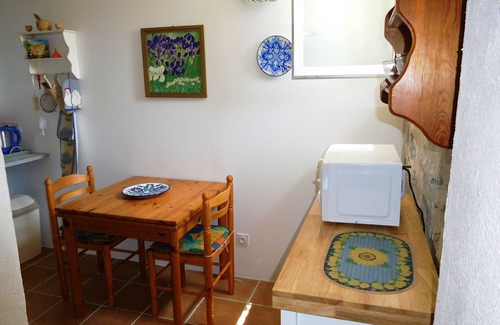 Lodeve Apartment | Apartment in priv. holiday home