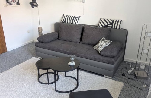 Helmern Apartment | ApARTment in the countryside - large, well-kept 2-room apartment with a special flair