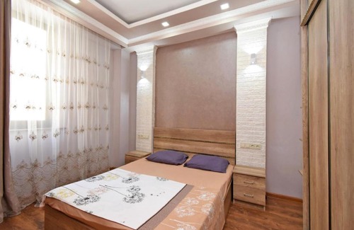 Kentron Apartment | Apartment in the Yerevan Republic square