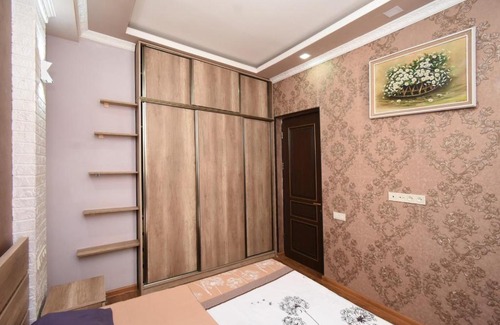 Kentron Apartment | Apartment in the Yerevan Republic square