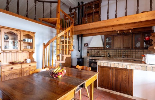 Cinigiano House | Apartment in villa with A/C, pool, WIFI, TV, terrace, pets allowed, panoramic view, parking