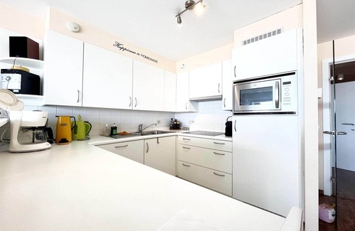 Wenduine Apartment | Apartment in Wenduine with Stunning Sea Views