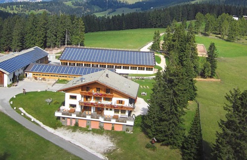 Carezza Apartment | Apartment "Angerle Alm Apt Zwergenvolk" with Private Balcony, Shared Garden & Wi-Fi