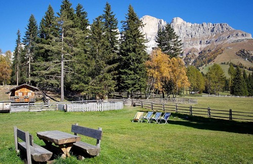 Carezza Apartment | Apartment "Angerle Alm Apt Zwergenvolk" with Private Balcony, Shared Garden & Wi-Fi