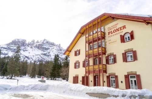 Carbonin Apartment | Apartment with balcony and view of the Three Peaks of Lavaredo-Village Ploner