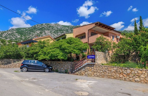 Ribarica Apartment | Apartment Ivan (86011-A1) - Karlobag