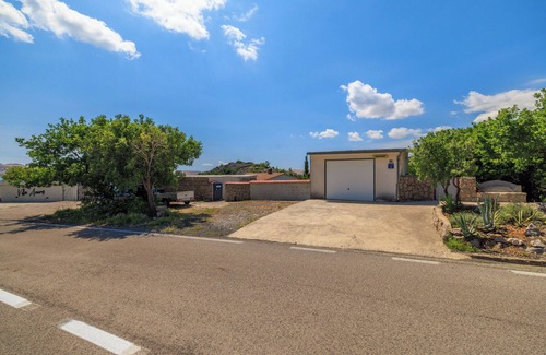 Ribarica Apartment | Apartment Ivan (86011-A1) - Karlobag