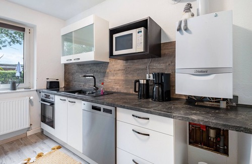 Bad Schmiedeberg Apartment | Apartment 'Kleine Auszeit' with Private Terrace and Private Garden