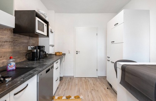 Bad Schmiedeberg Apartment | Apartment 'Kleine Auszeit' with Private Terrace and Private Garden