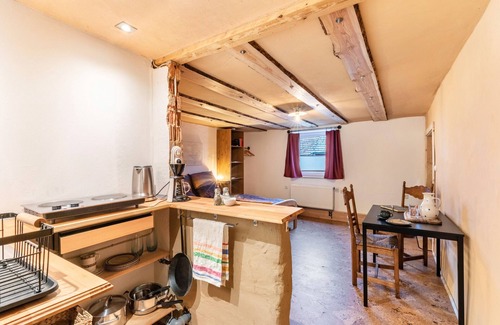 Erbach Apartment | Apartment 'Kleine Perle' with Shared Garden and Wi-Fi