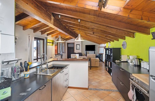 Massino Visconti Apartment | Apartment "La Casa di Annibale" suitable for large families or groups of friends