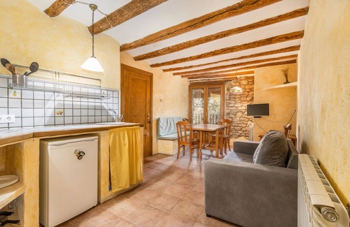 Bellestar Apartment | Apartment 'Las Planeras' with Mountain Views, Shared Pool and Wi-Fi