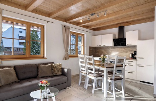 Ehlenbogen Apartment | Apartment 'Leibgeding' with Mountain View, Shared Terrace and Wi-Fi